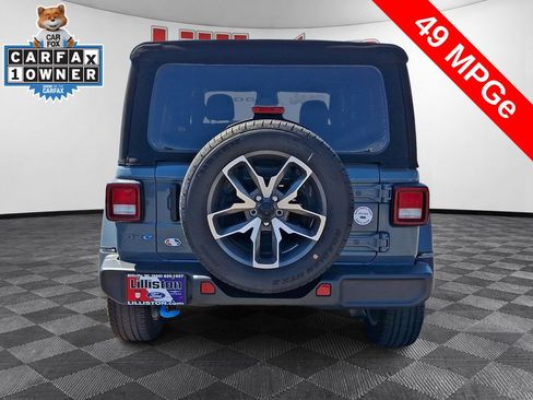 Used 2024 Jeep Wrangler Unlimited AWD/4WD image 6