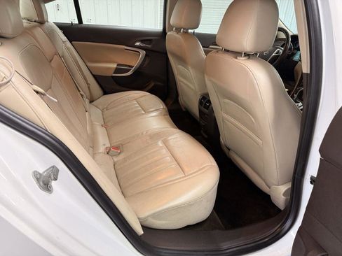 Used 2013 Buick Regal Premium FWD image 28