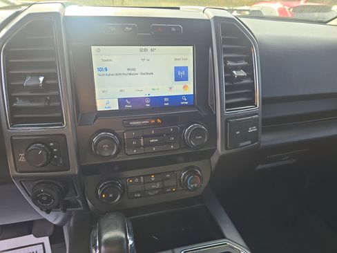 Used 2020 Ford F150 XLT w/ Equipment Group 301A Mid image 19