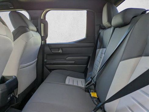 Certified 2025 Toyota Tacoma TRD Off-Road image 17