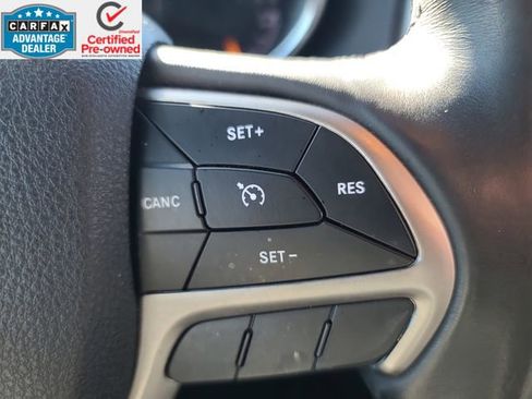 Certified 2018 Jeep Grand Cherokee Limited image 28