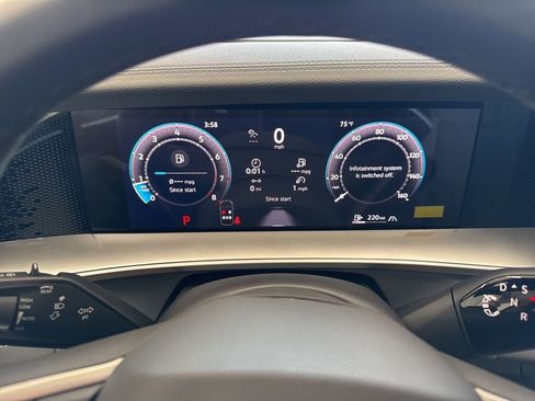 New 2026 Volkswagen Tiguan SE R-Line AWD/4WD image 6