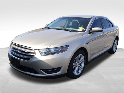 Used 2017 Ford Taurus SEL FWD image 2
