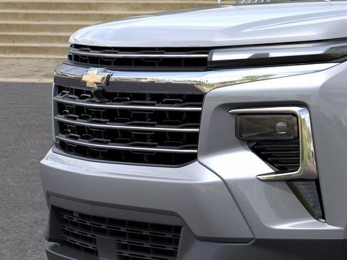 New 2026 Chevrolet Traverse LT w/ Sun and Wheel Package image 13