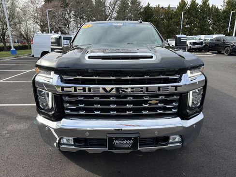 Used 2022 Chevrolet Silverado 2500 LTZ w/ LTZ Premium Package image 3