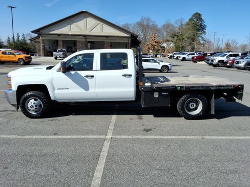 Used 2019 Chevrolet Silverado 3500 W/T w/ WT Convenience Package image 8