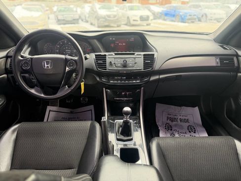 Used 2016 Honda Accord Sport image 9