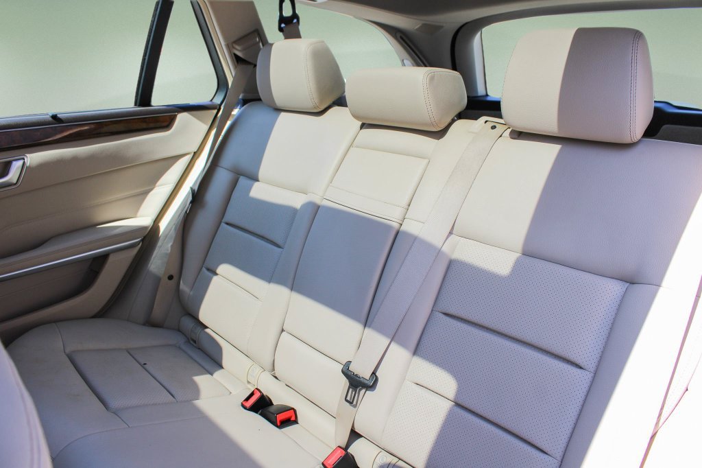 Used 2016 Mercedes-Benz E 350 4MATIC Wagon image 25
