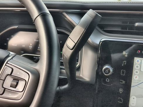 Used 2024 GMC Sierra 2500 Denali w/ Denali Reserve Package image 16