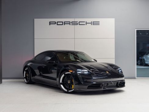 Certified 2021 Porsche Taycan Turbo S image 9