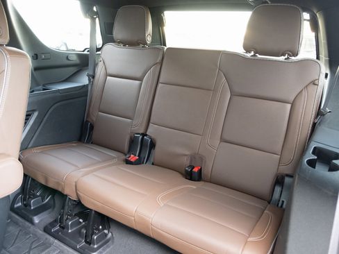 Used 2024 Chevrolet Tahoe High Country image 20