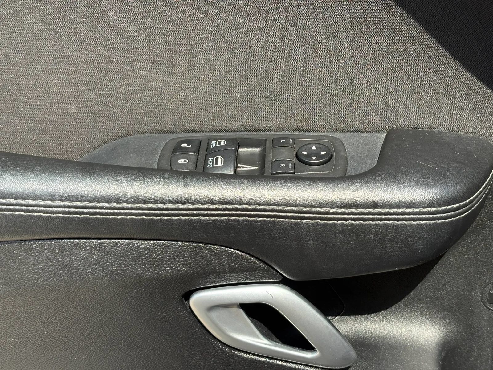 Used 2021 Dodge Challenger SXT RWD image 7