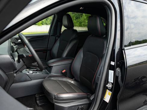 Used 2025 Ford Escape ST-Line AWD/4WD image 15