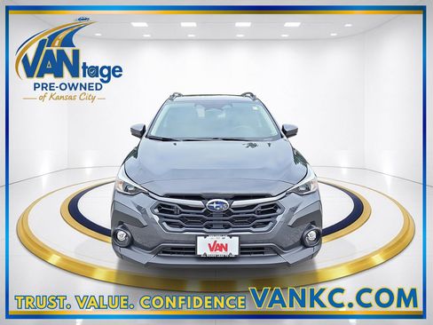 Used 2024 Subaru Crosstrek 2.0i Premium AWD/4WD image 2