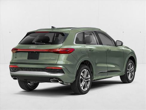 New 2026 Audi Q5 Premium Plus AWD/4WD image 2