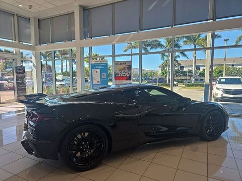 Certified 2025 Chevrolet Corvette Z06 image 6