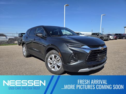 Used 2020 Chevrolet Blazer LT w/ LPO, Floor Liner Package image 1