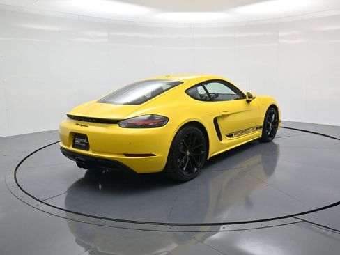 Used 2025 Porsche 718 Cayman image 30