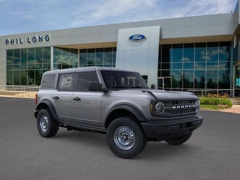 New 2025 Ford Bronco 4-Door AWD/4WD image 7