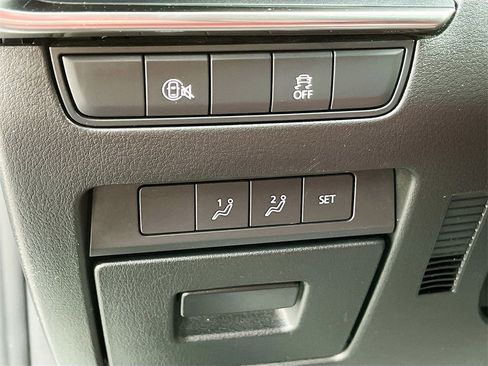 Used 2024 MAZDA MAZDA3 s image 10