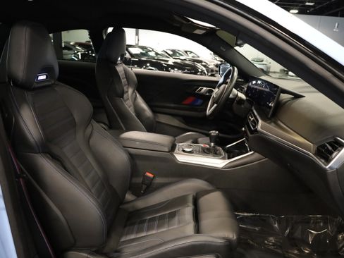 Used 2023 BMW M2 w/ Lighting Package image 38