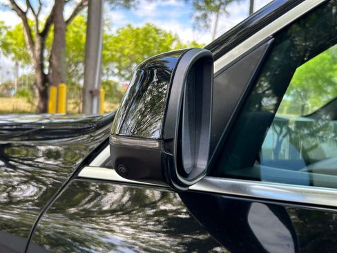 Used 2024 BMW X5 xDrive40i image 28