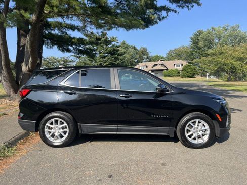 Used 2022 Chevrolet Equinox LT image 6