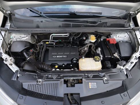 Used 2017 Chevrolet Trax LS FWD image 25