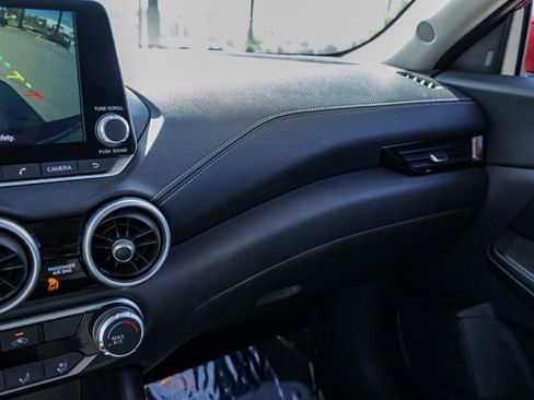 Used 2022 Nissan Sentra SV w/ Trunk Package image 30