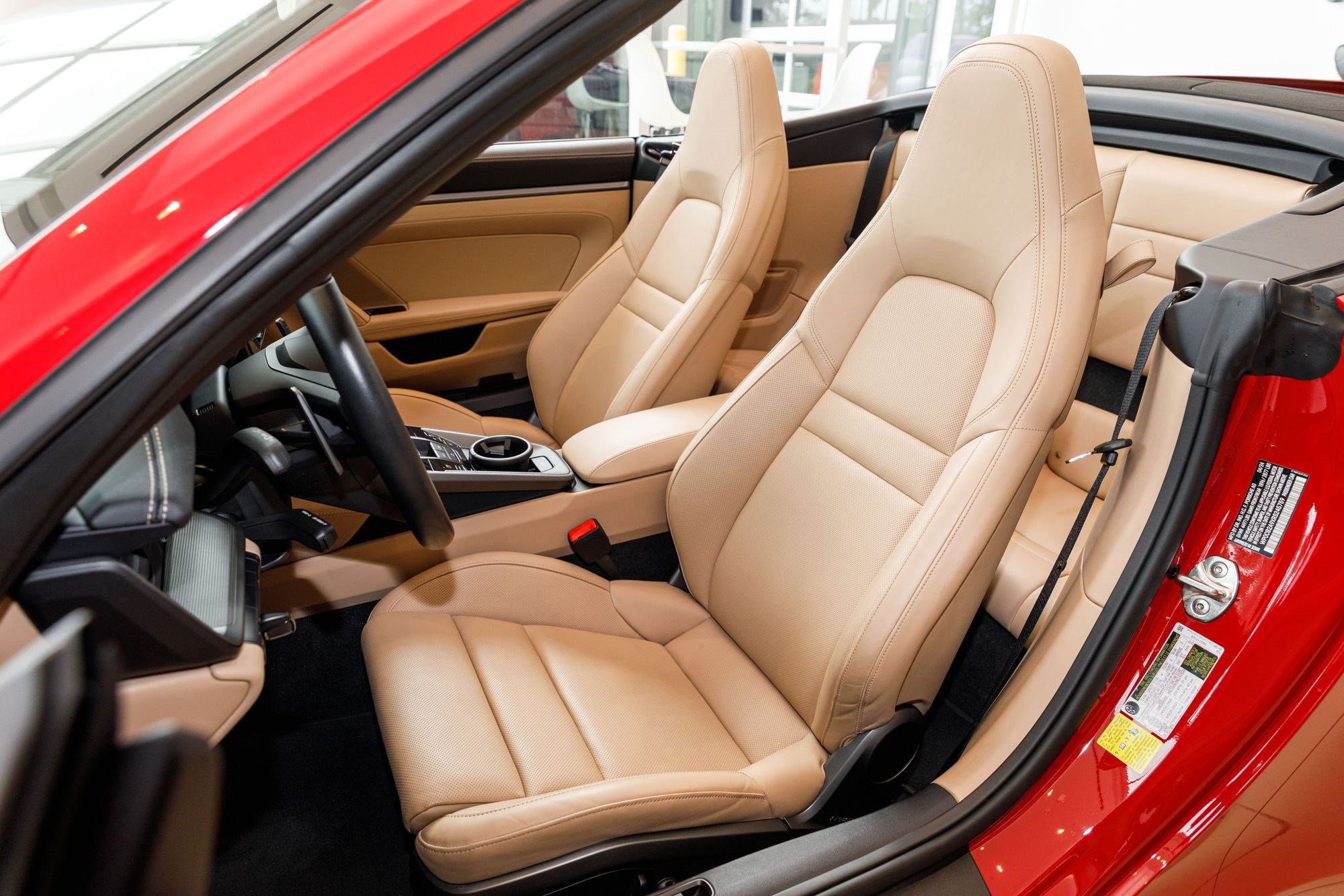 Used 2024 Porsche 911 Carrera S RWD image 25