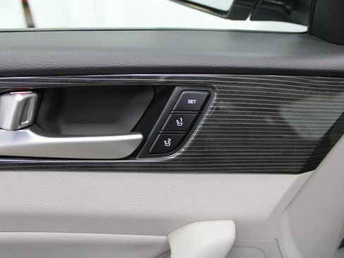 Used 2019 Hyundai Sonata Limited w/ Ultimate Package 02 image 12