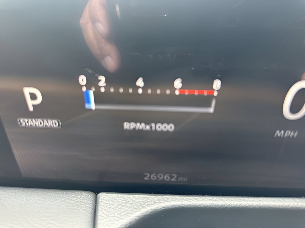 Used 2025 Nissan Armada PRO-4X AWD/4WD image 26