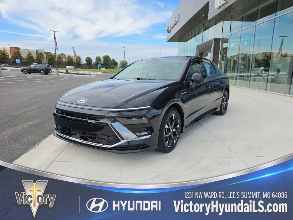 Used 2024 Hyundai Sonata SEL FWD image 1