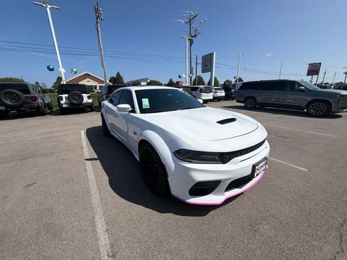 Used 2021 Dodge Charger Scat Pack RWD image 4