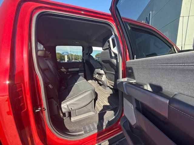 Used 2023 Ford F350 Lariat w/ Lariat Ultimate Package AWD/4WD image 10