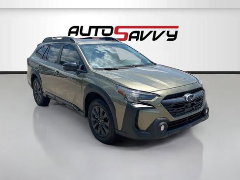 Used 2025 Subaru Outback Onyx Edition AWD/4WD image 1