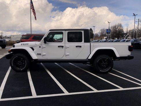 New 2026 Jeep Gladiator Willys image 11