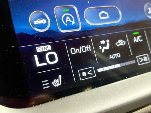 Used 2020 Subaru Outback Limited AWD/4WD image 22