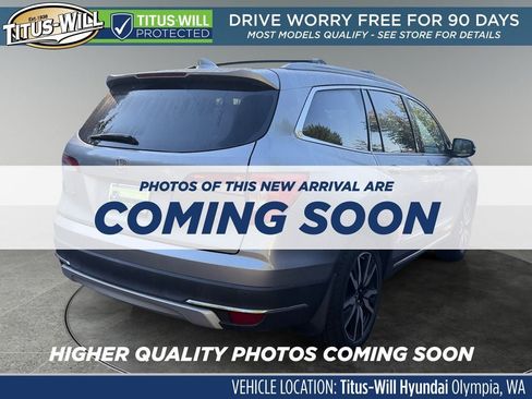 Used 2019 Honda Pilot Elite image 4