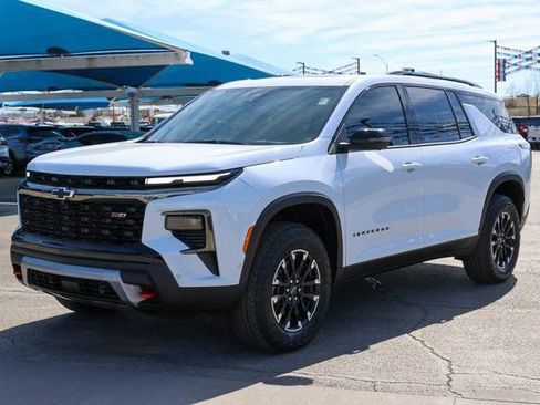 New 2026 Chevrolet Traverse Z71 w/ Enhanced Driving Package image 6