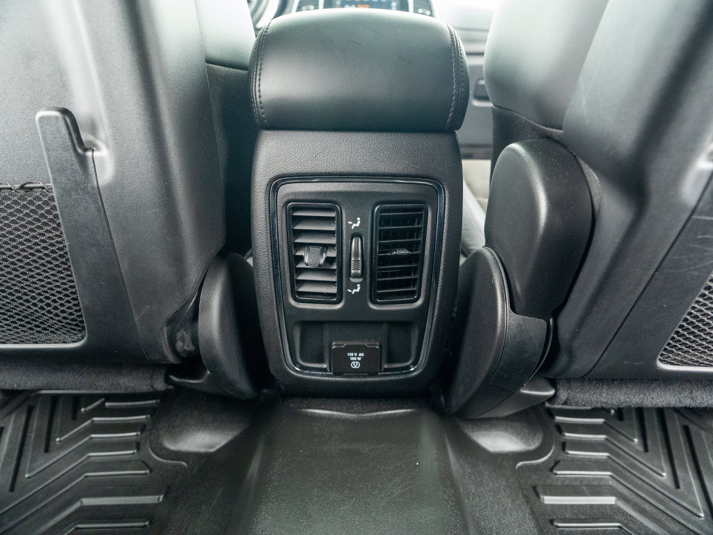 Used 2021 Jeep Grand Cherokee Laredo X AWD/4WD image 18