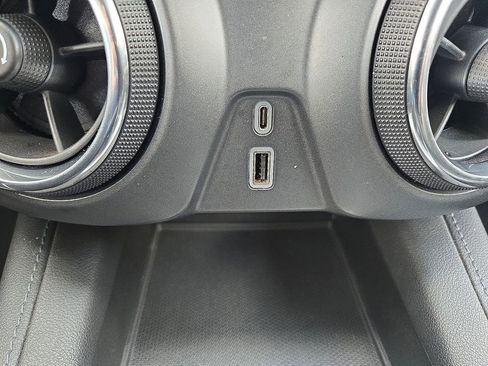 Used 2019 Chevrolet Blazer LT w/ Sound & Technology Package image 31