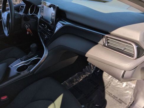 Used 2024 Toyota Camry LE image 32