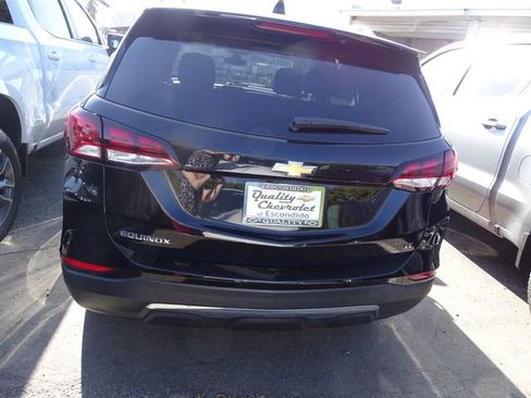 Used 2022 Chevrolet Equinox LT FWD image 3