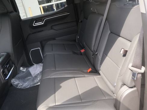 New 2026 GMC Sierra 1500 SLT w/ SLT Premium Package AWD/4WD image 16