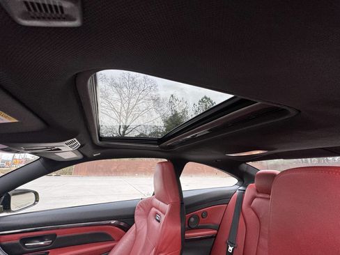 Used 2015 BMW M4 Coupe image 11