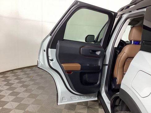 Used 2023 Ford Bronco Sport Badlands w/ Premium Package image 13