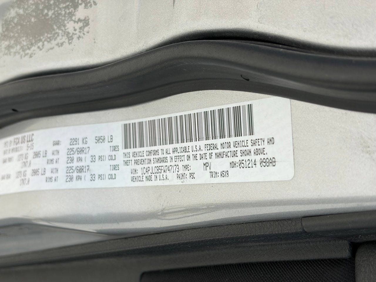 Used 2015 Jeep Cherokee Latitude FWD image 15