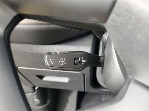 New 2025 Audi Q5 Premium Plus image 33