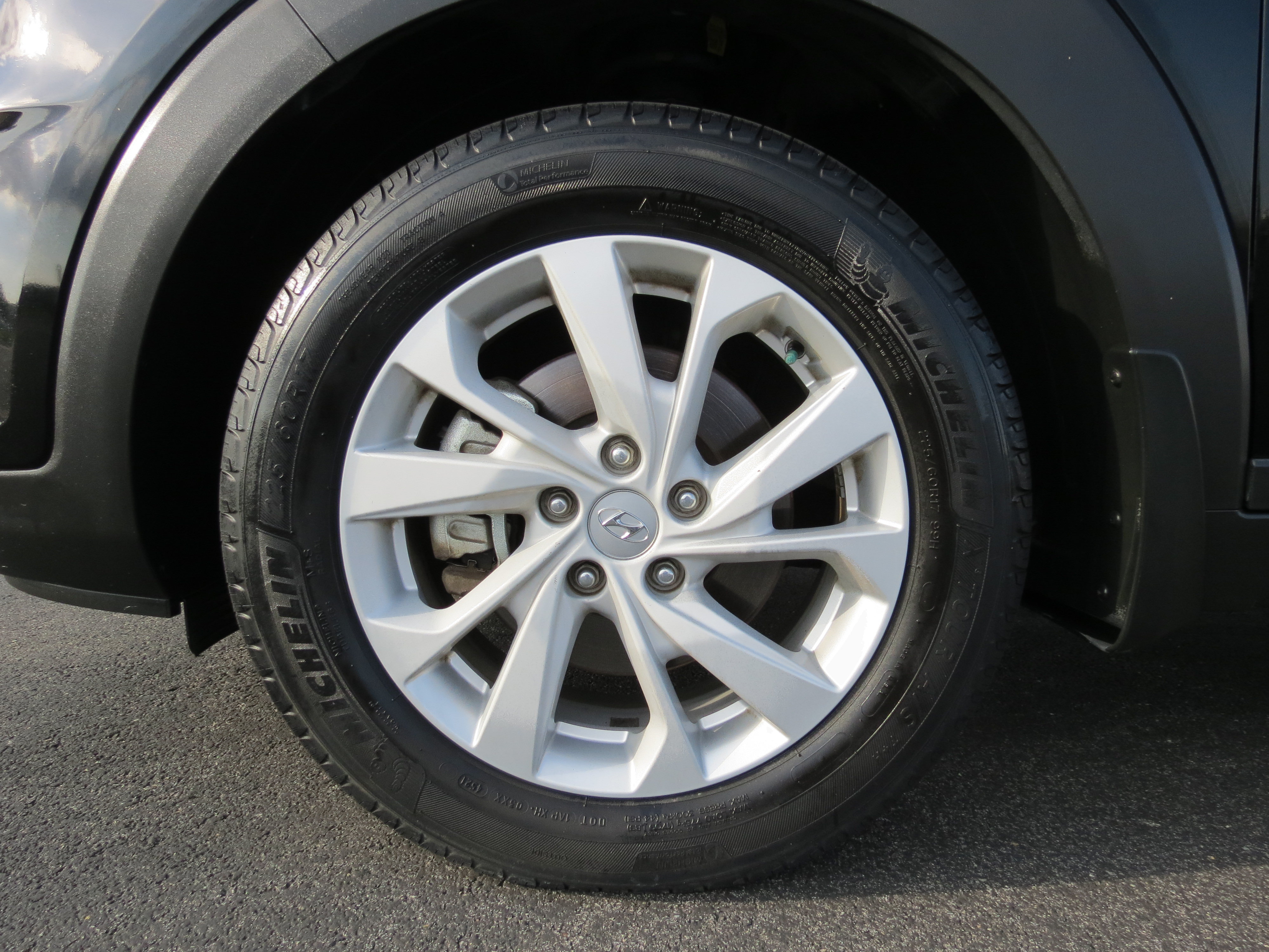 Used 2019 Hyundai Tucson Value FWD image 10